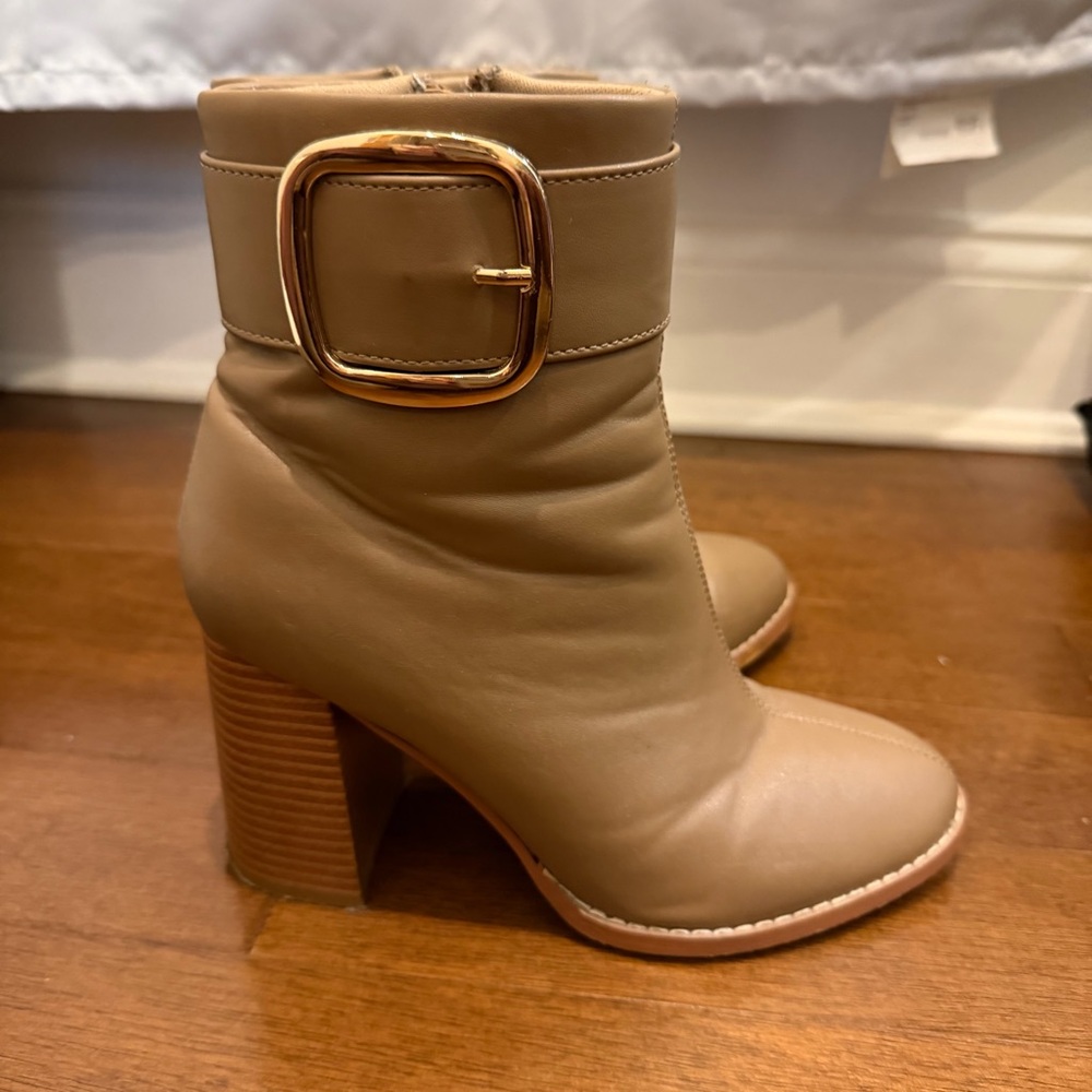 SIZE 6 | Tan Ankle Booties with Gold Buckle